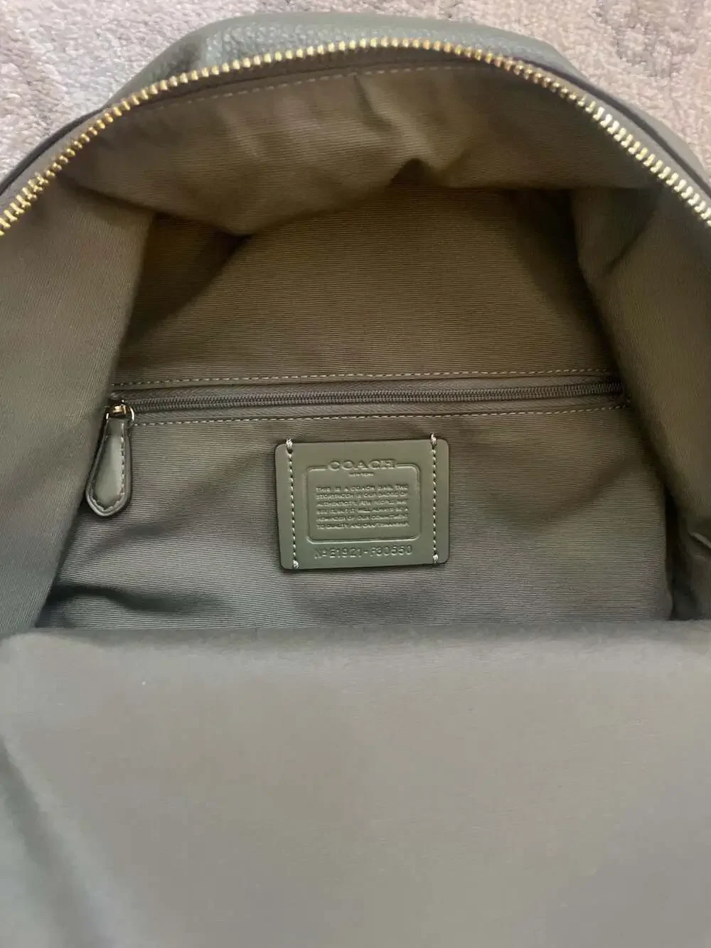 Coach Charlie Medium Backpack in Olive Green Pebbled Leather - Picture 6 of 7